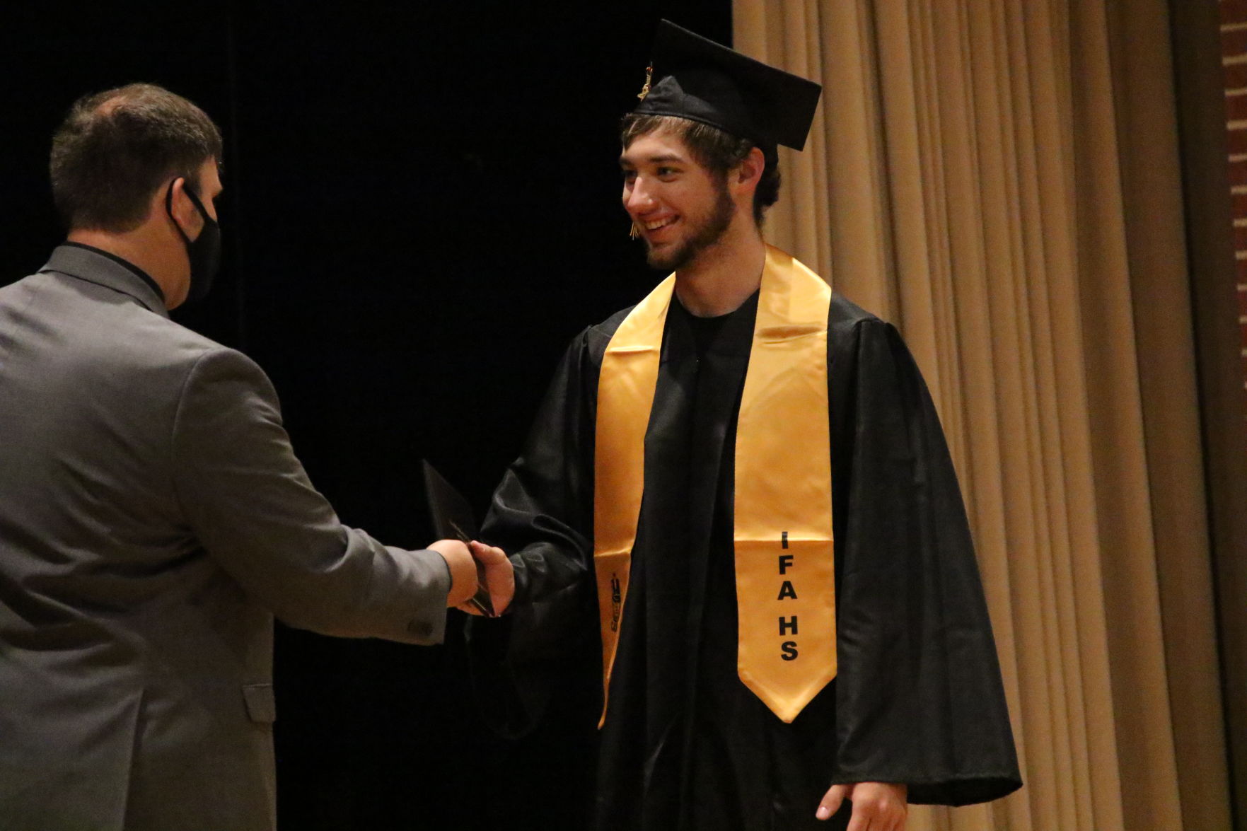 IFA_Grad1701.JPG